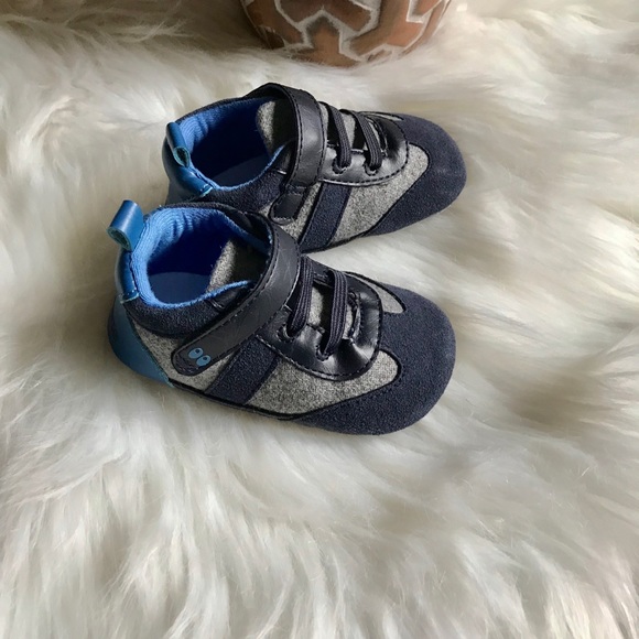 NEW Stride Rite Shoes - Picture 4 of 5